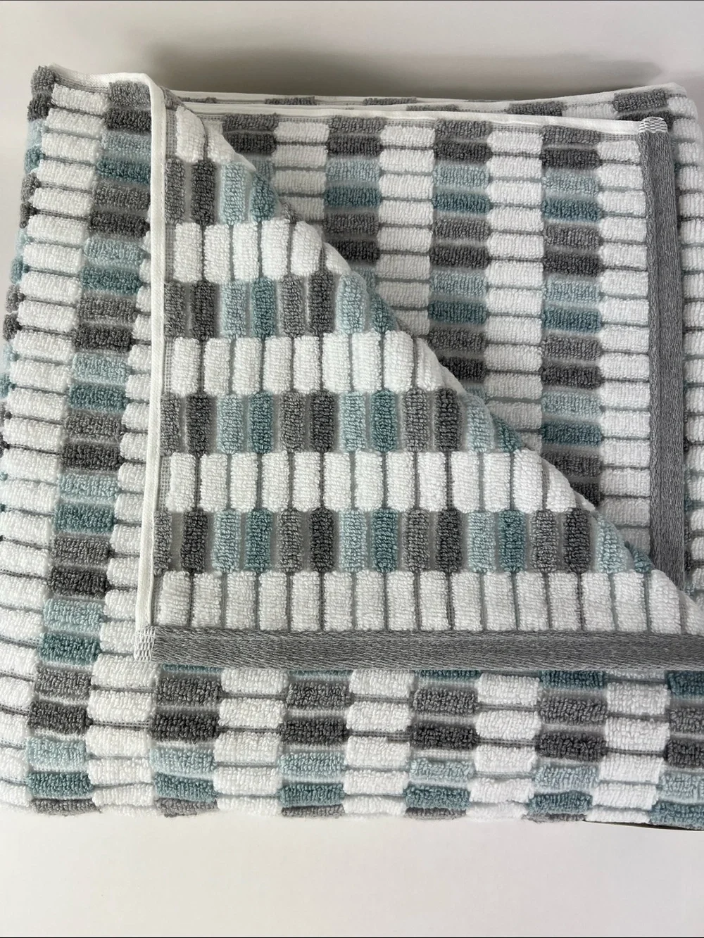 Ecoexistence Zero Twist Loops Bath Towel Set - Blue Gray White Stripe - 2 Pc NEW